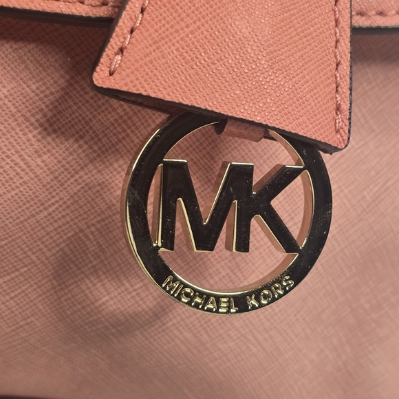 MICHAEL KORS Ava Peach Pink Saffiano Leather Satchel Bag Purse Authentic EUC! - Picture 3 of 12